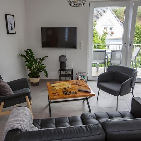 Ahr-Palais Apartment Алтенар Екстериор снимка