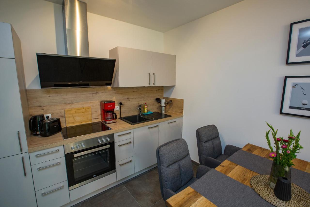 Ahr-Palais Apartment Алтенар Екстериор снимка