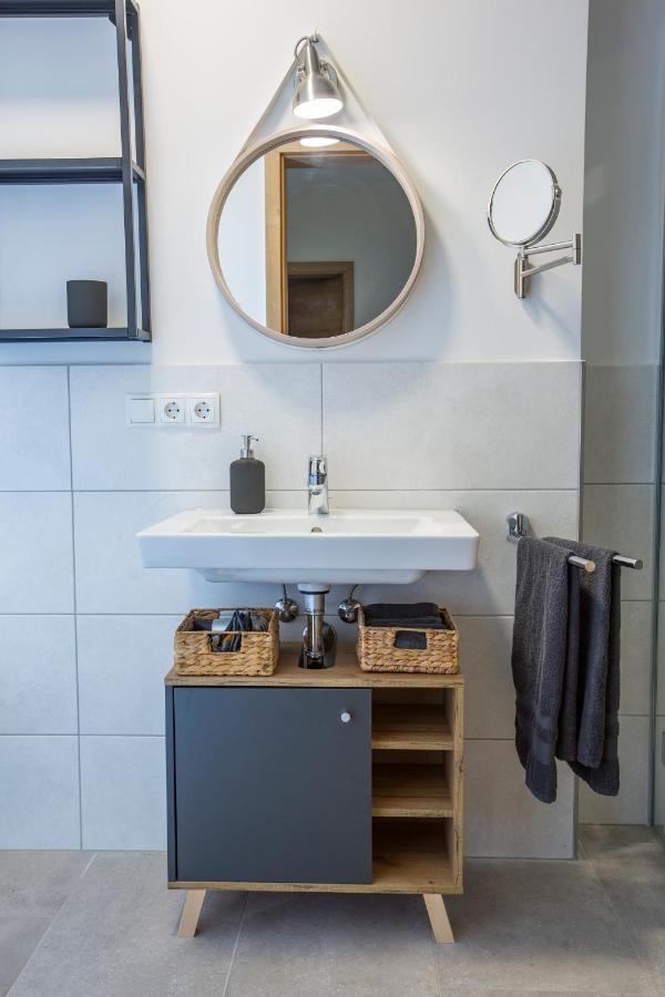 Ahr-Palais Apartment Алтенар Екстериор снимка