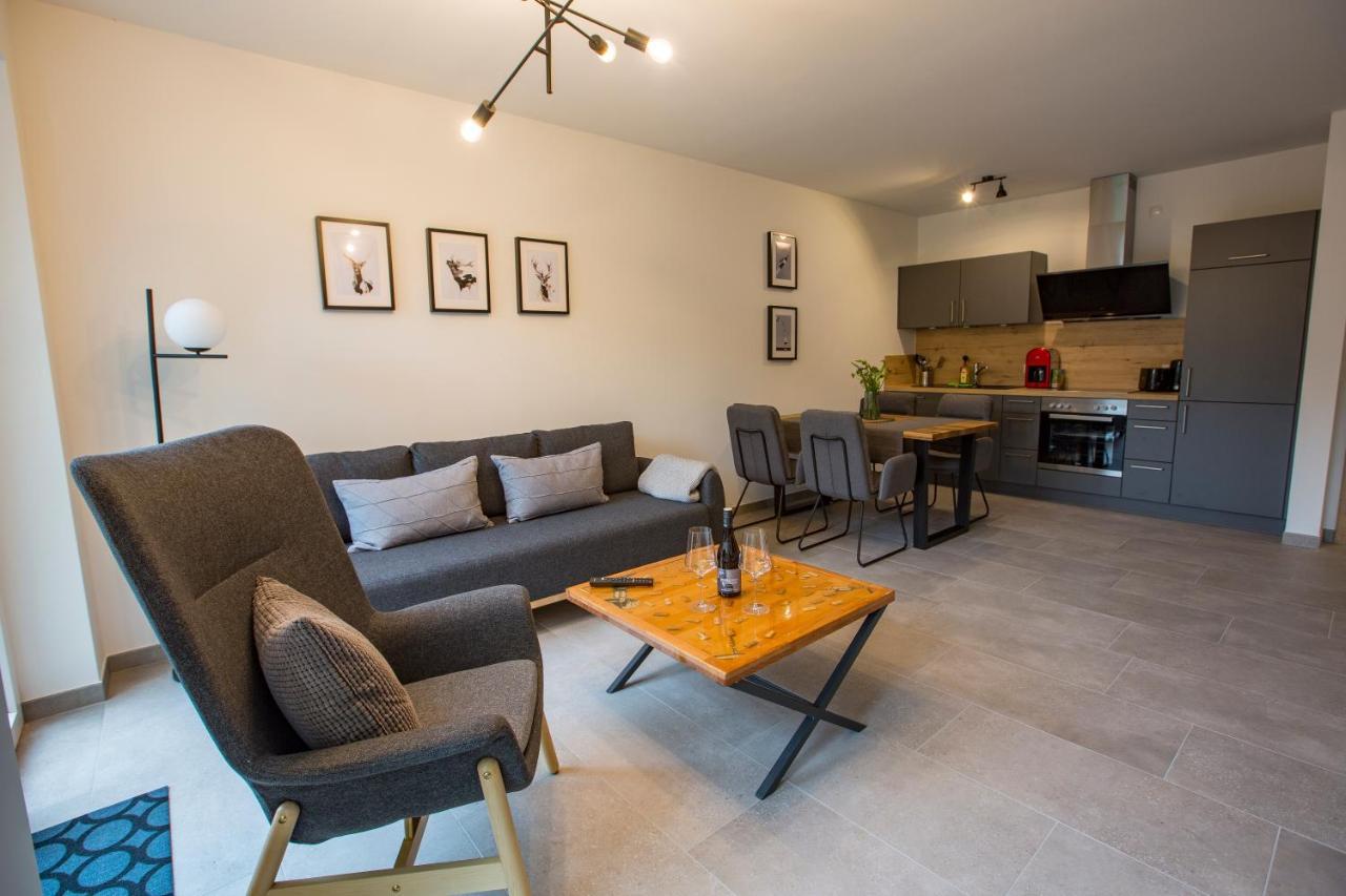 Ahr-Palais Apartment Алтенар Екстериор снимка
