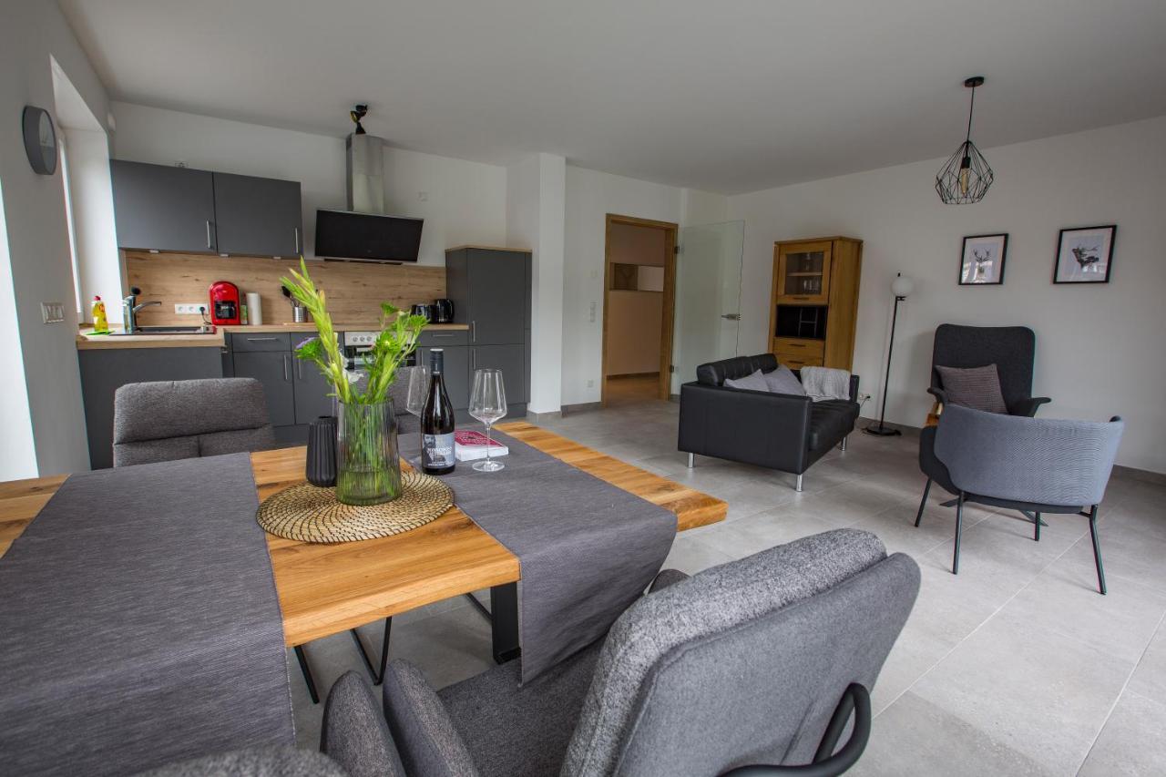 Ahr-Palais Apartment Алтенар Екстериор снимка